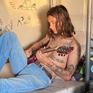 Meet your Posher, Victor